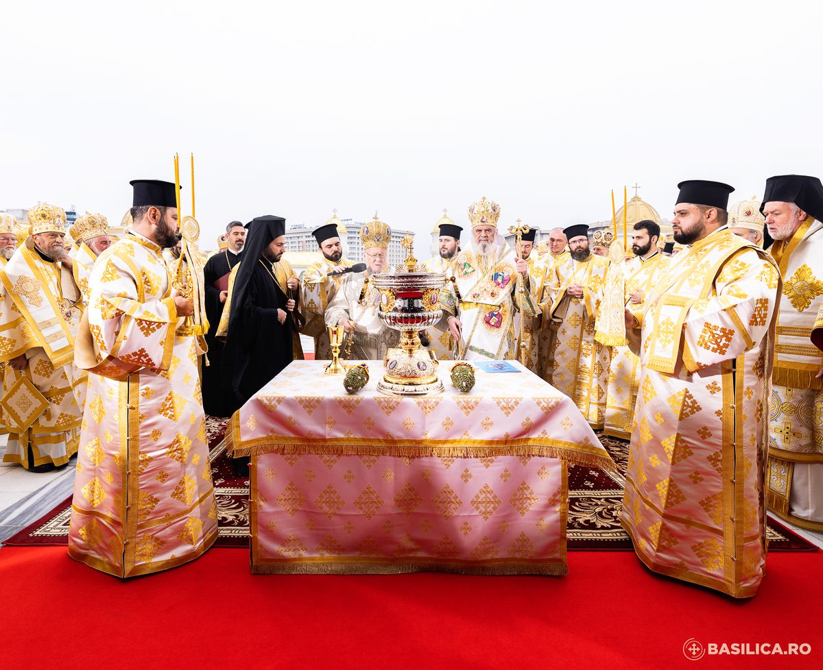 POZE generale sfințirea Catedralei României