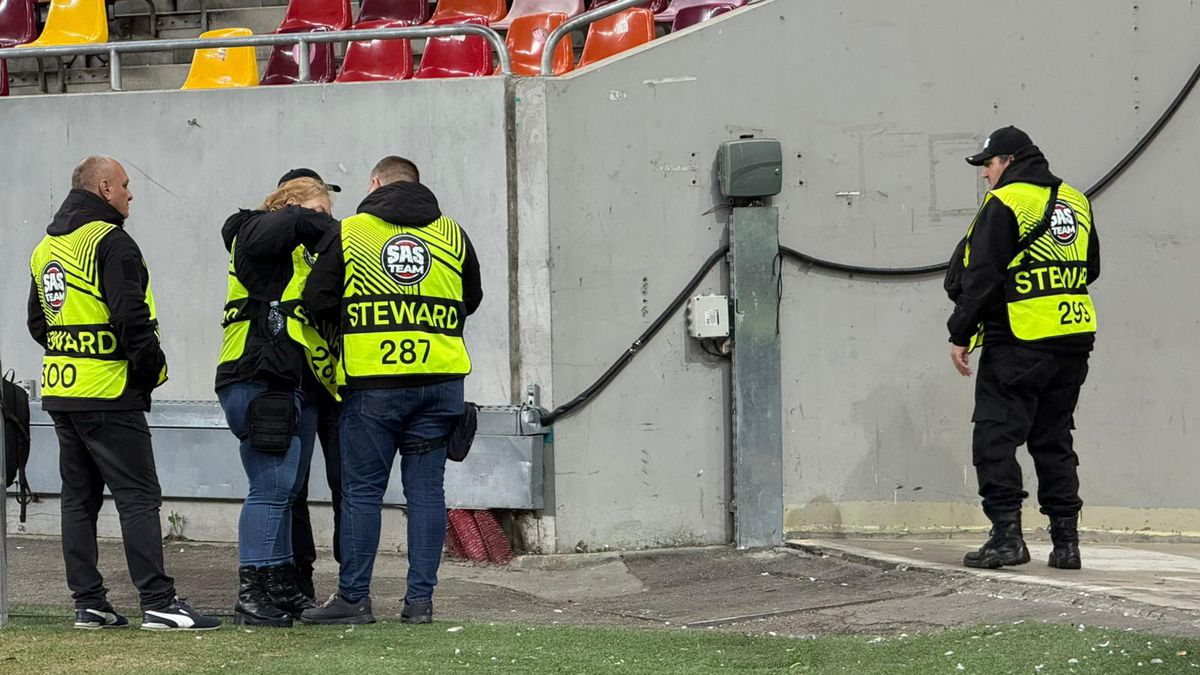 FCSB - UTA, înainte de meci