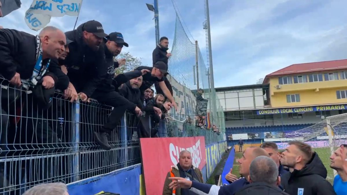 „Joacă, bă Rădoi, cu echipa bună!” » Scandal după Metaloglobus - Craiova: jucătorii au intrat în gura fanilor