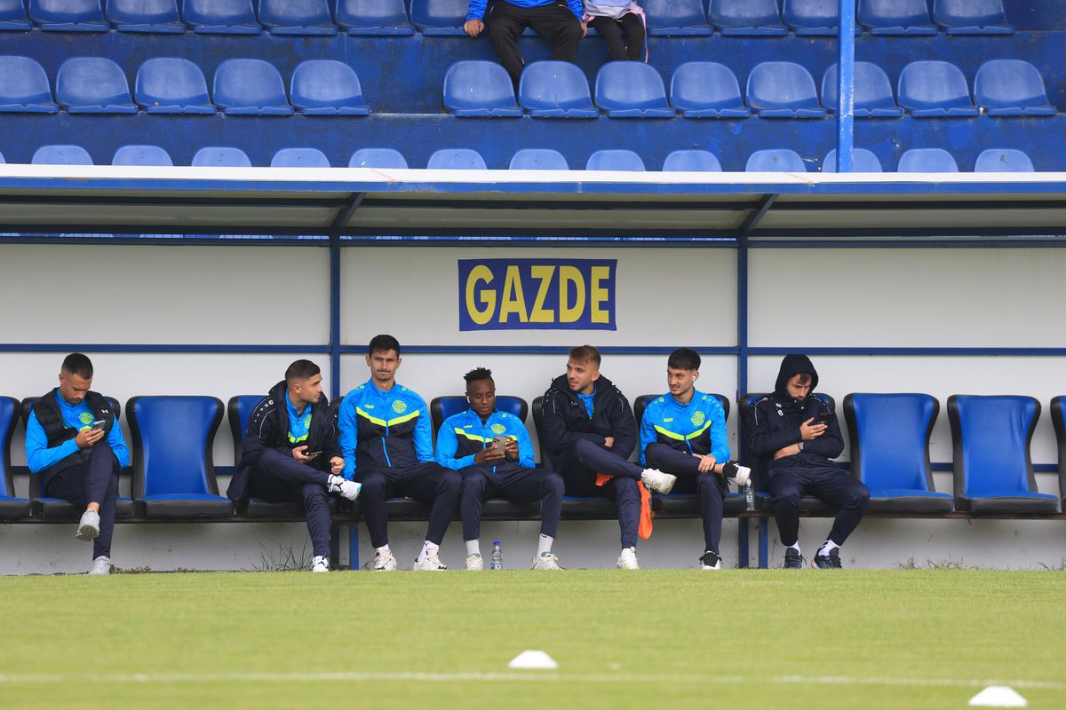 Imagini înainte de Metaloglobus - Universitatea Craiova / Foto: Ionuț Iordache (GSP)
