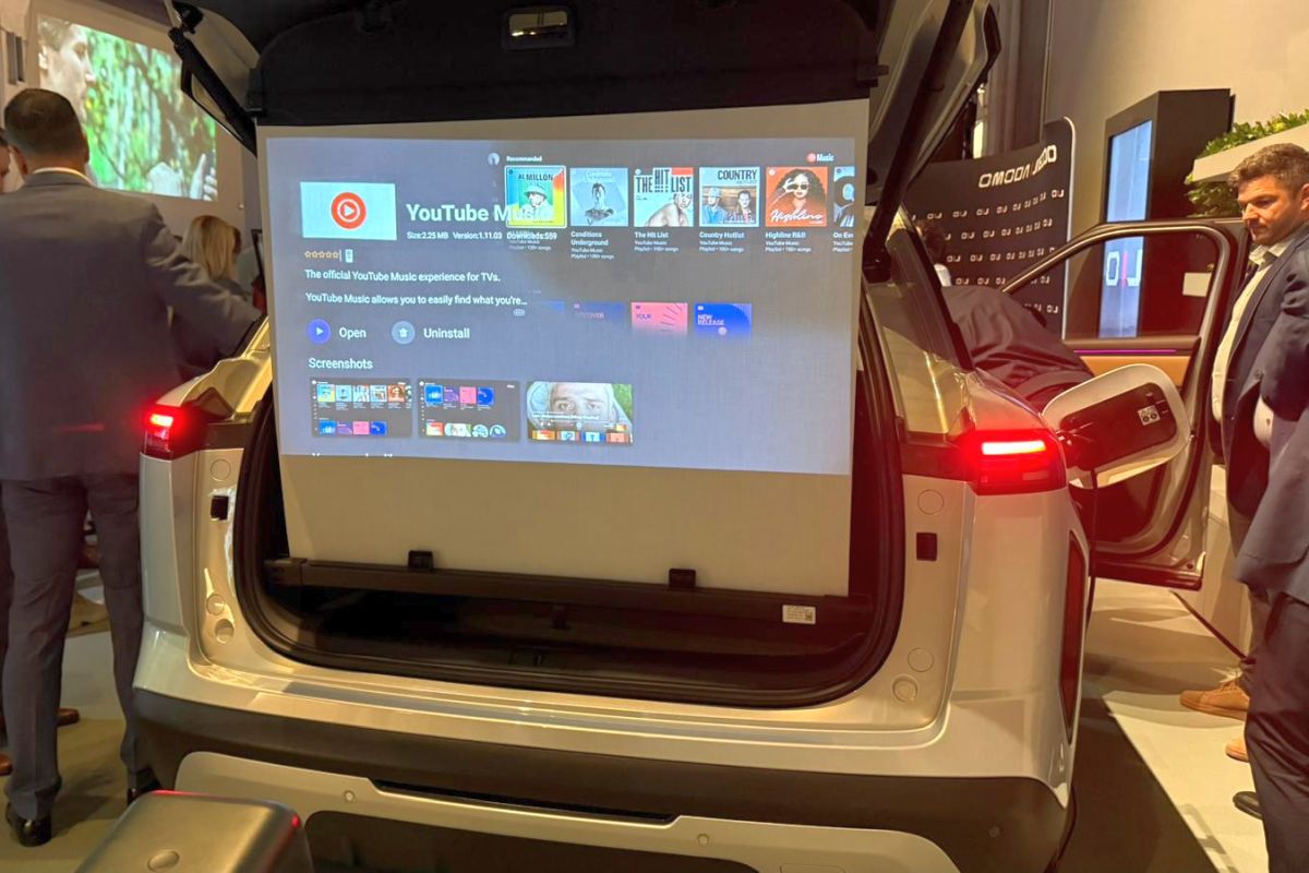 SUV-urile preferate de români și-au găsit rivalul » A apărut mașina cu proiector video în portbagaj: costă cât un Volkswagen Tiguan!