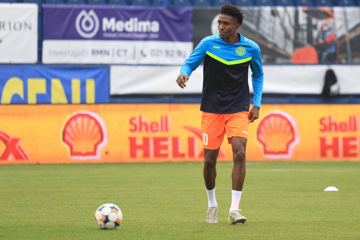 Imagini înainte de Metaloglobus - Universitatea Craiova / Foto: Ionuț Iordache (GSP)