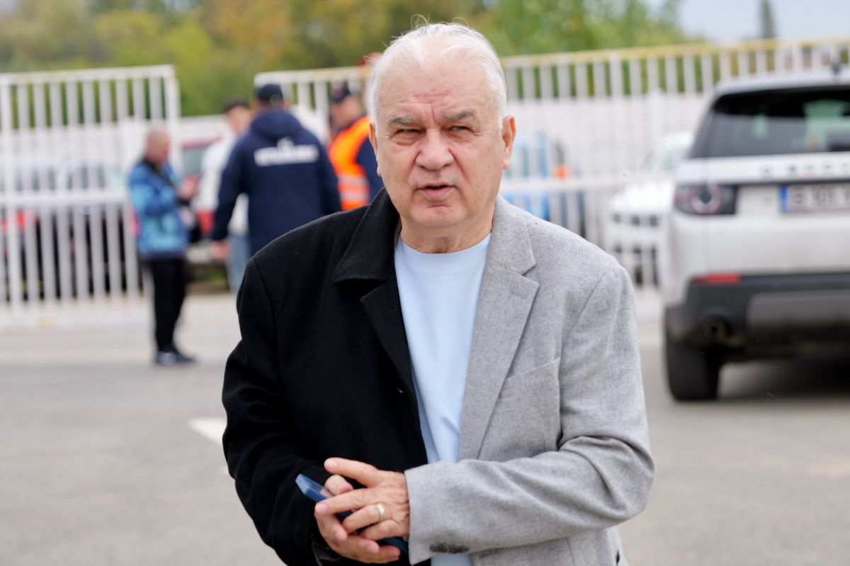 Costel Gâlcă, Mihai Stoichiță și Imad Kassas la Metaloglobus - Universitatea Craiova