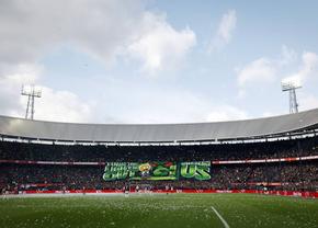 Agitație la meciul lui Dennis Man! Derby-ul Feyenoord – PSV, întrerupt din cauza unei urgențe medicale în tribune