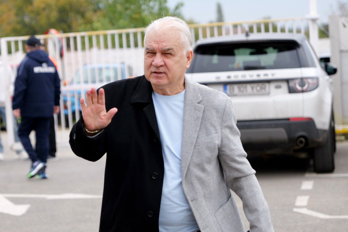 Costel Gâlcă, Mihai Stoichiță și Imad Kassas la Metaloglobus - Universitatea Craiova