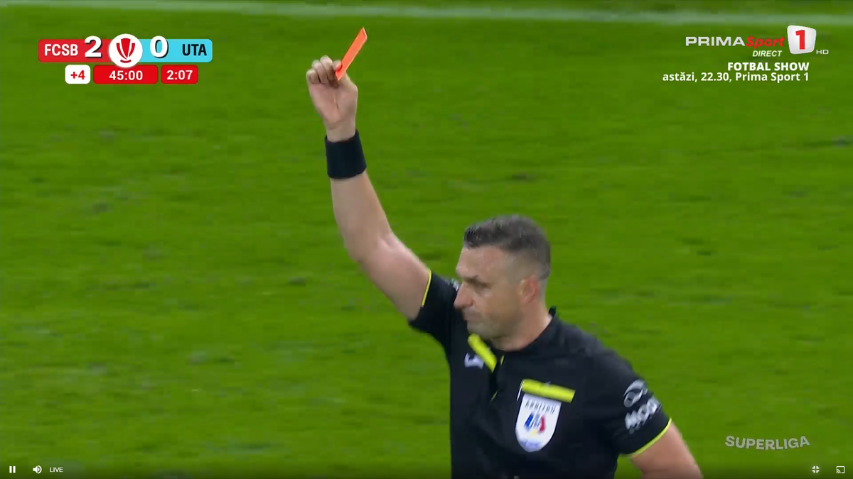 Repriză de coșmar la FCSB - UTA! A încasat două goluri și a primit cartonașul ROȘU direct