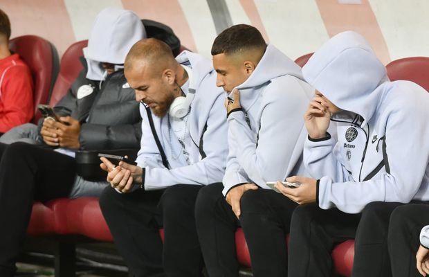 „El Clasico” la putere și pe Arena Națională » Imaginile serii: cum au fost surprinși jucătorii de la FCSB înainte de duelul cu UTA