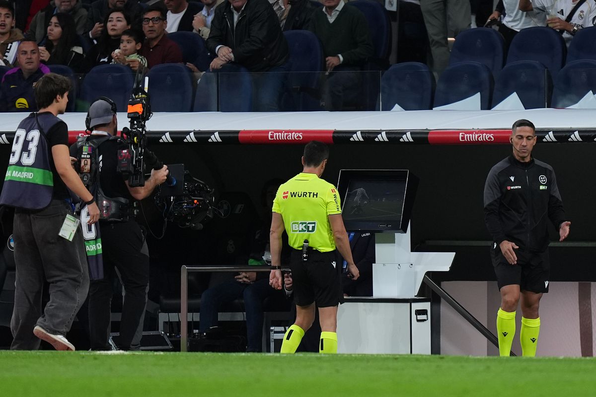 Fabulos! Carlos Alcaraz a ghicit, cu o zi înainte de El Clasico, scorul și marcatorii