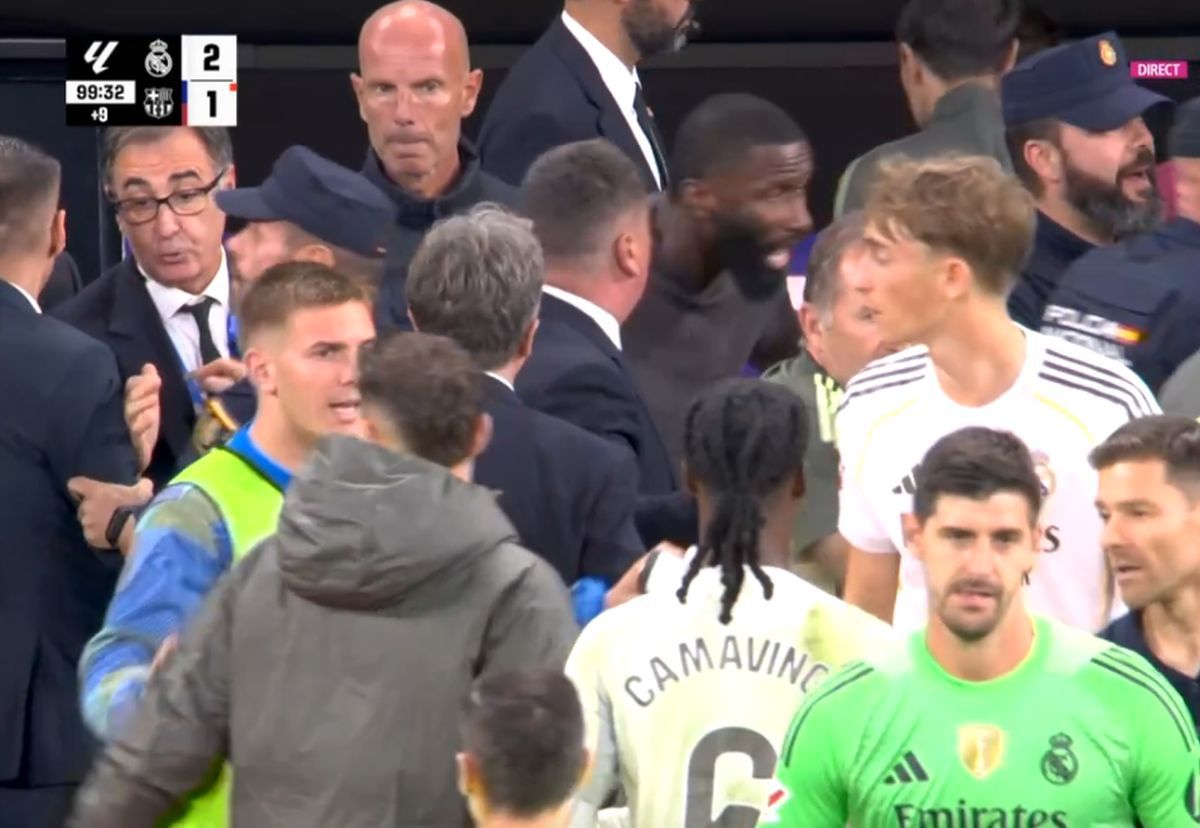 Scandal pe teren după Real Madrid - Barcelona