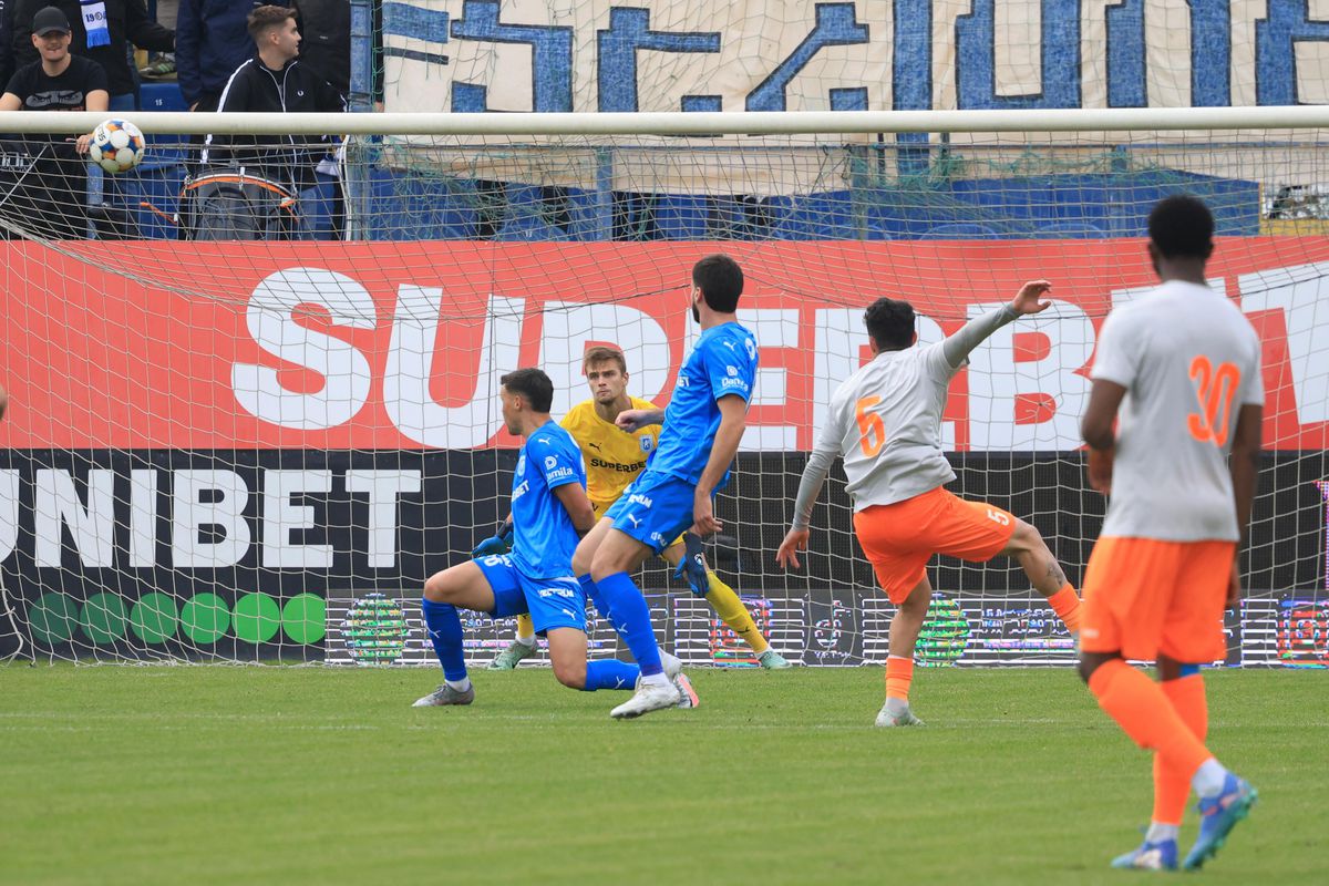 Fluier final în Metaloglobus - Universitatea Craiova » O nouă mare surpriză la Clinceni! + Clasamentul