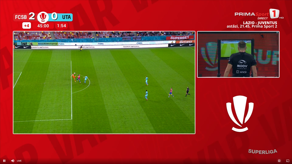 Repriză de coșmar la FCSB - UTA! A încasat două goluri și a primit cartonașul ROȘU direct