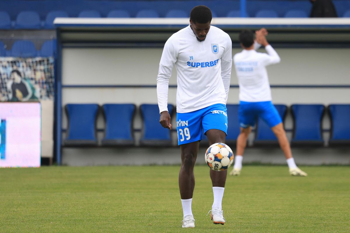 Imagini înainte de Metaloglobus - Universitatea Craiova / Foto: Ionuț Iordache (GSP)