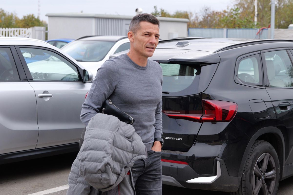 Costel Gâlcă, Mihai Stoichiță și Imad Kassas la Metaloglobus - Universitatea Craiova