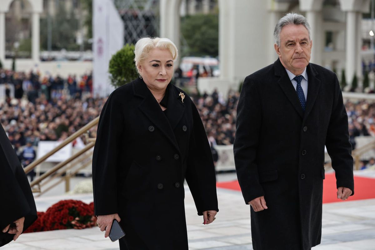 Gigi Becali la sfințirea Catedralei României