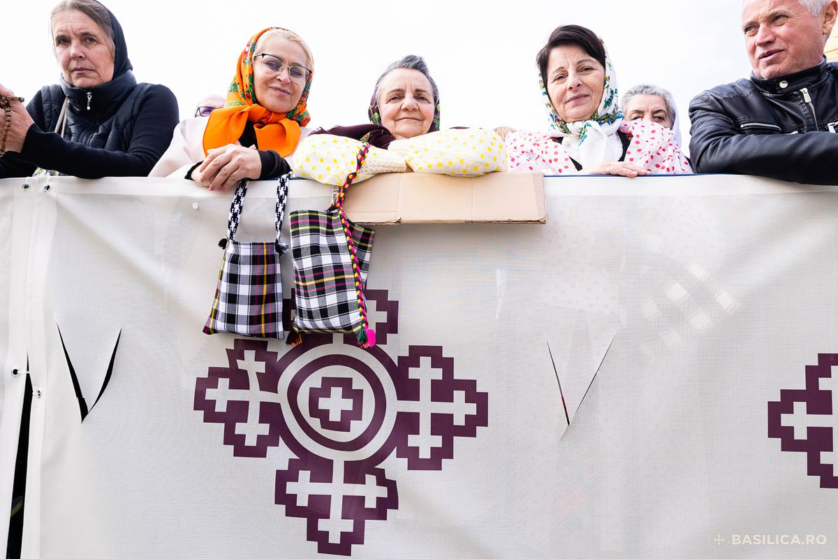 POZE generale sfințirea Catedralei României