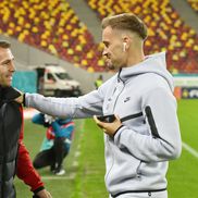 Imagini înainte de FCSB - UTA, de pe gazon/ foto Cristi Preda (GSP)