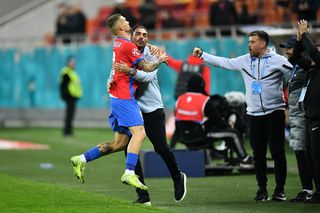 Nici nu au avut timp să clipească! GOLUL-blitz din afara careului prin care FCSB a deschis scorul cu UTA