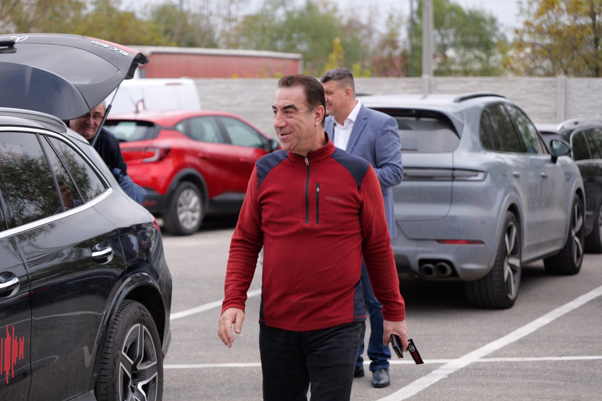 Costel Gâlcă, Mihai Stoichiță și Imad Kassas la Metaloglobus - Universitatea Craiova