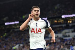 Concurentul lui Radu Drăgușin a reușit o „dublă” de senzație în victoria lui Tottenham » Pe ce loc a urcat Spurs în Premier League