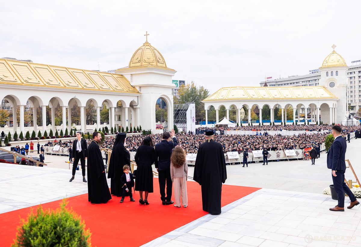 POZE generale sfințirea Catedralei României