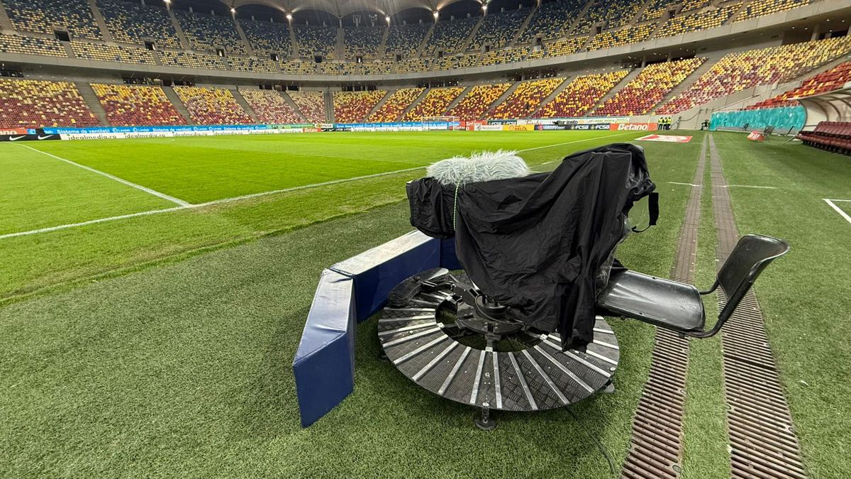 FCSB - UTA, înainte de meci