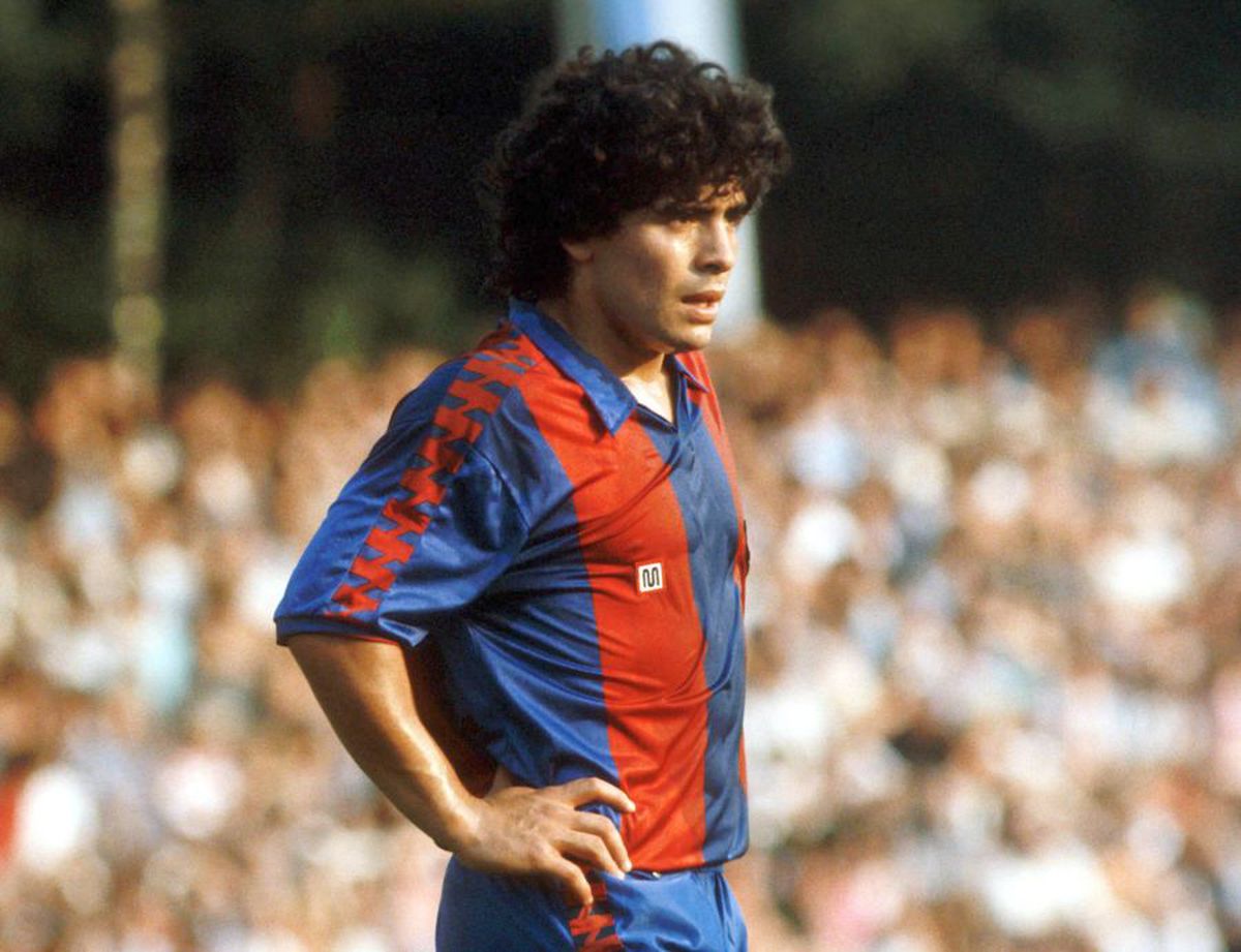 A MURIT MARADONA. Editorial Justin Gafiuc: „Fratele Diego”