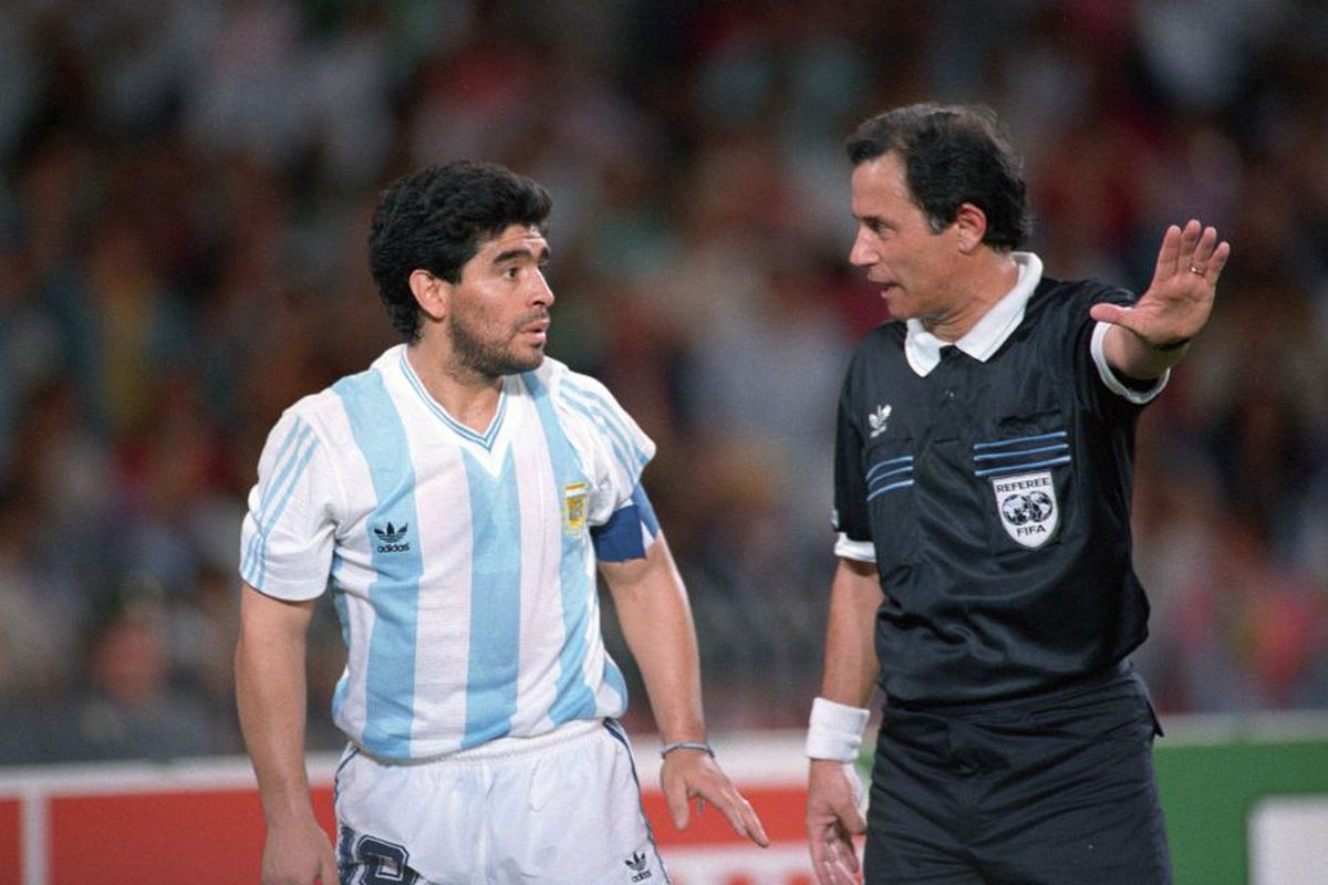 Cristiano Ronaldo și-a luat adio de la Diego Maradona: „Magician fără egal”