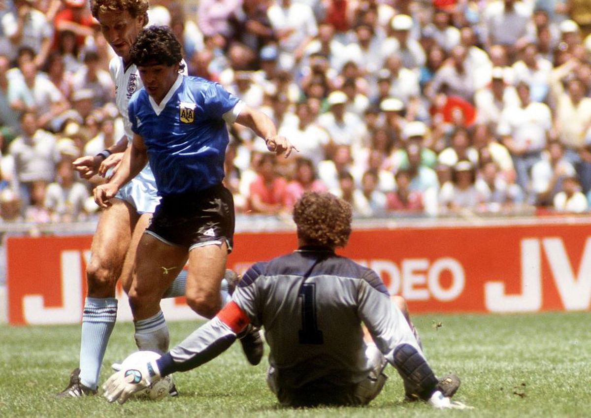 POVESTE. Maradona de celuloid » Combinaţia nimicitoare: pasiunea maradoniană şi fierberea napolitană, iar Vezuviul prinse a arde ca niciodată