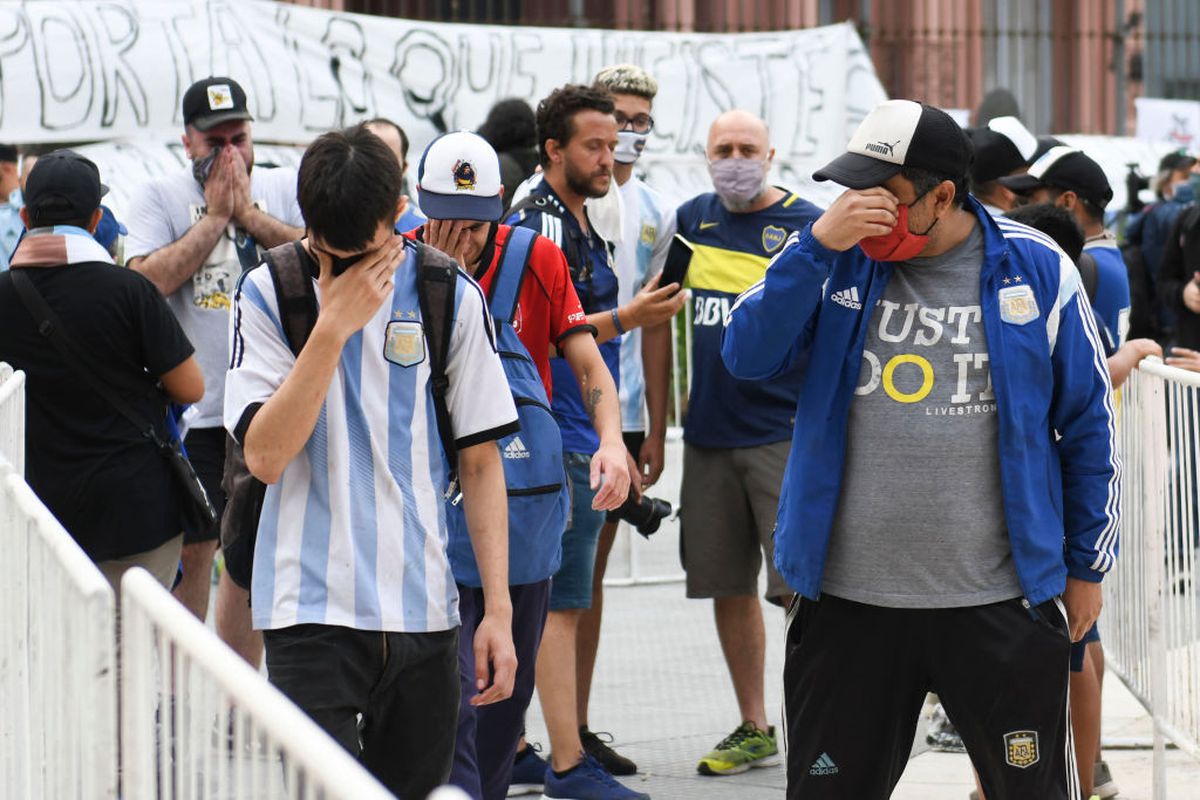 Presa din Argentina a aflat ce s-a găsit în camera lui Maradona + declarația unui asistent: „Respira la acea oră”