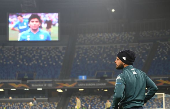 FOTO Diego Maradona, omagiat pe toate stadioanele din Europa League » Imagini impresionante