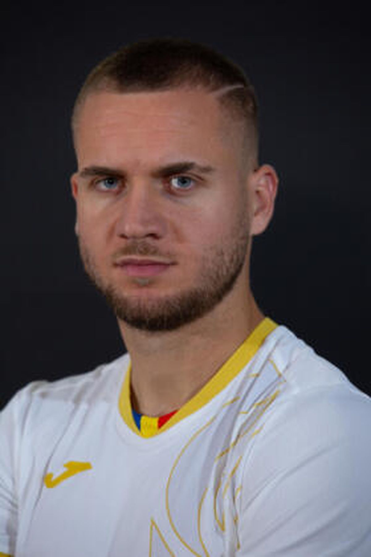 Echipamentul României pentru Jocurile Olimpice / FOTO: FRF.ro