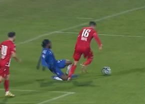 Trebuia eliminat! Greșeală de arbitraj în Dinamo - FCU Craiova