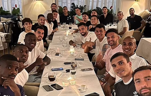 Cristiano Ronaldo, 37 de ani, i-a scos la cină pe colegii lui din naționala Portugaliei / foto: dailymail.co.uk