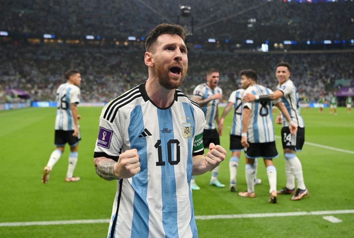 Cum a sărbătorit Lionel Messi în vestiar victoria cu Mexic: a dansat și a cântat la bustul gol, într-o atmosferă sud-americană