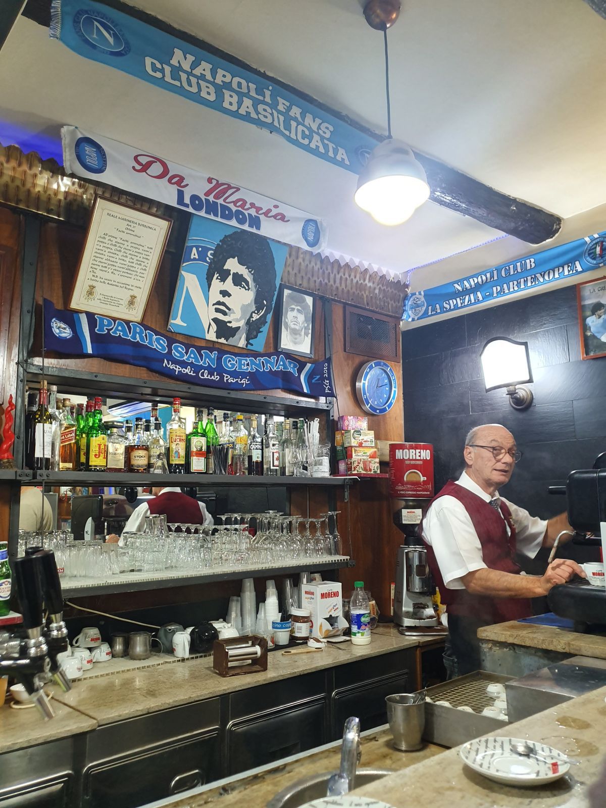 „Pelerinaj” în Napoli » Oamenii pentru care Maradona este Dumnezeu și care te învață că „Cel care iubește nu uită”