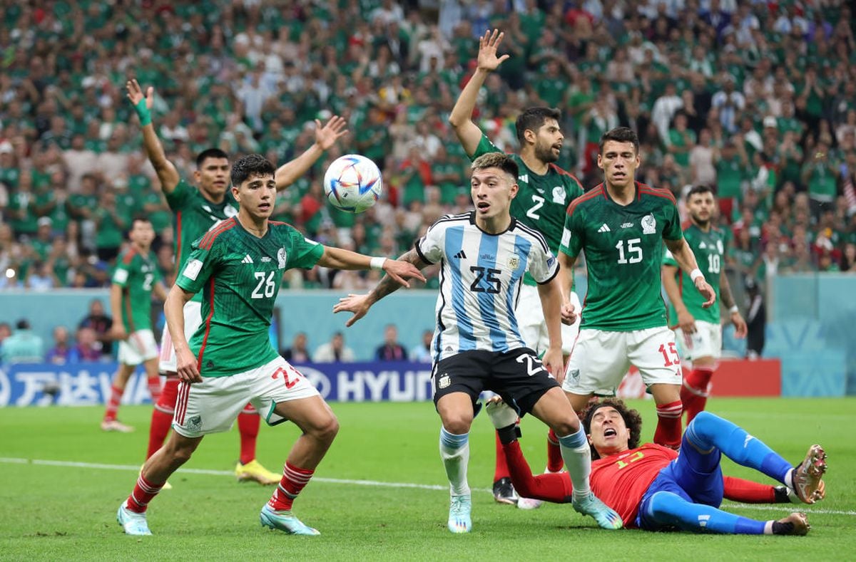 Reporterii GSP au fost pe stadion la Argentina - Mexic » Messi ține „pumele” în viață! Gol și assist într-un nou meci slab al sud-americanilor