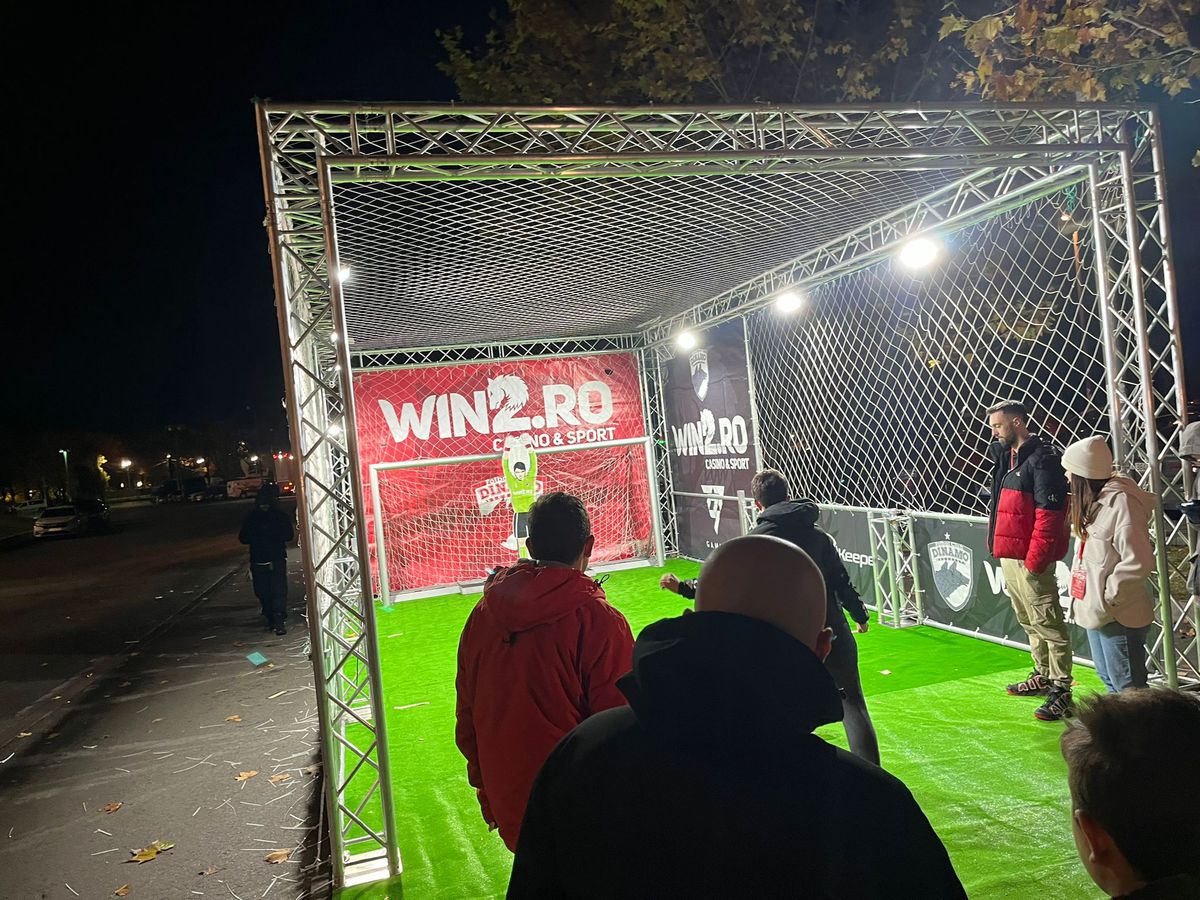 Tensiuni la Arena Națională » Burcă, luat în colimator: „Groparule! Ne-ai îmbolnăvit!”. Reacția antrenorului