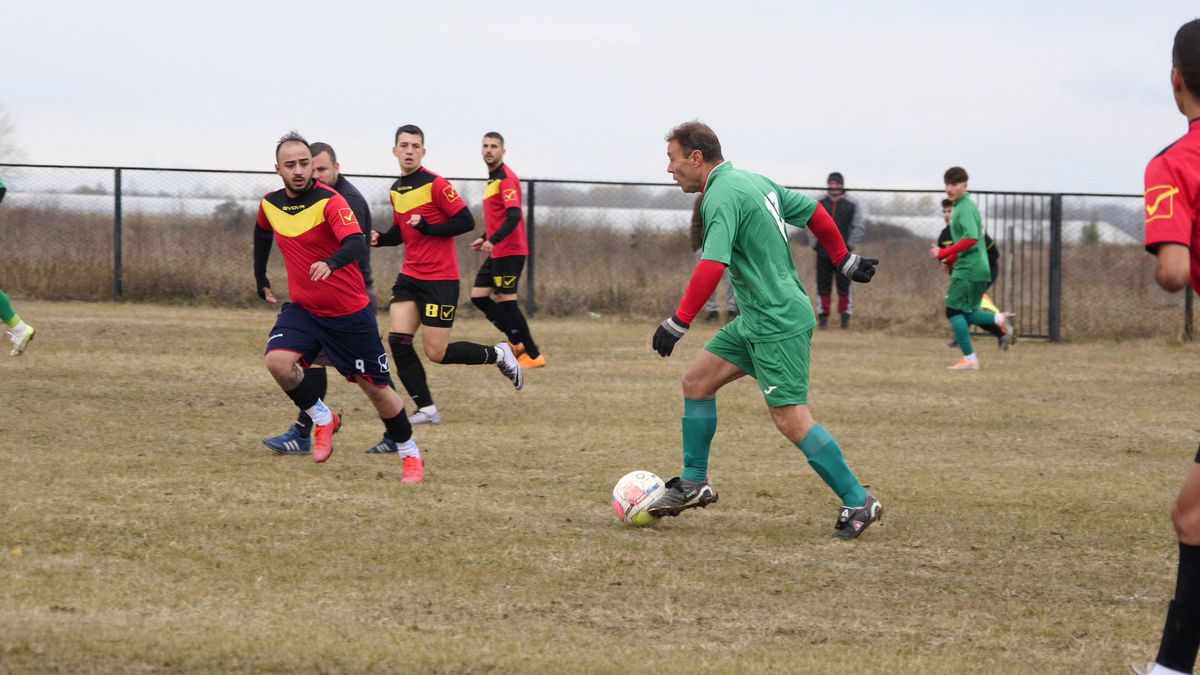 Vânătorul Rățoaia - Unirea Ungureni 1-0 (L5 Dâmbovița)