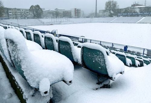 Marian Brăilescu, președintele celor de la Oțelul, a comentat pentru Gazeta Sporturilor situația din urbea moldoveană. Stadionul din Galați este acoperit de zăpadă, iar partida contra Universității Craiova ar putea fi amânată.