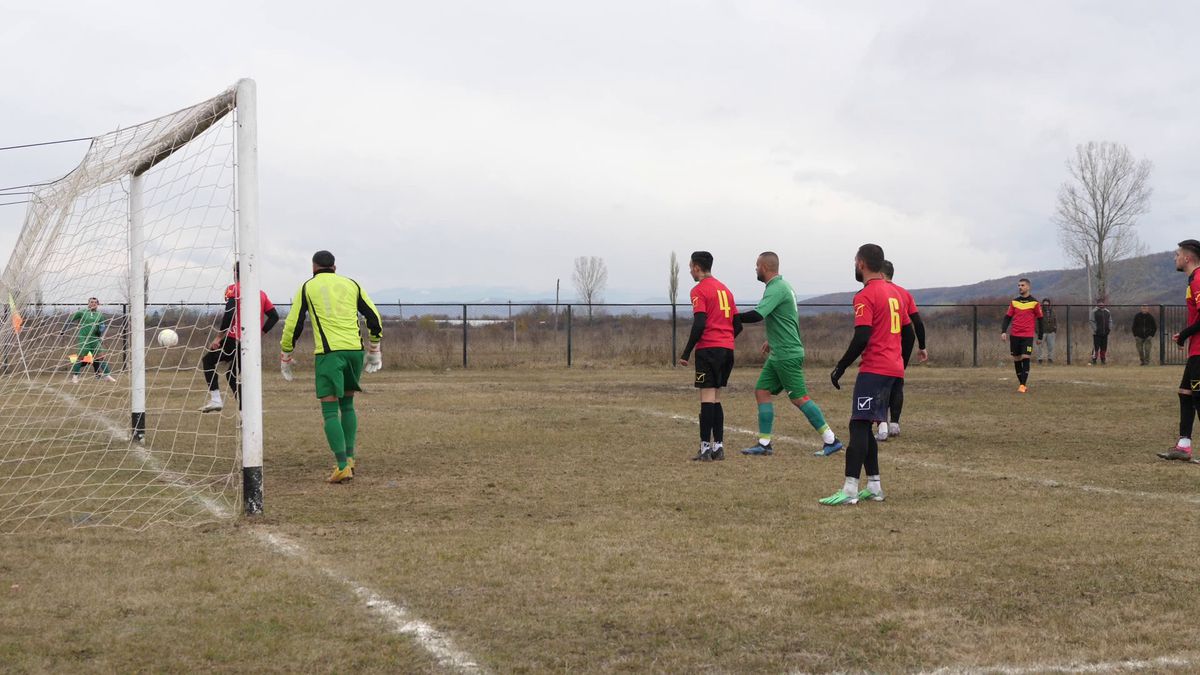 Vânătorul Rățoaia - Unirea Ungureni 1-0 (L5 Dâmbovița)