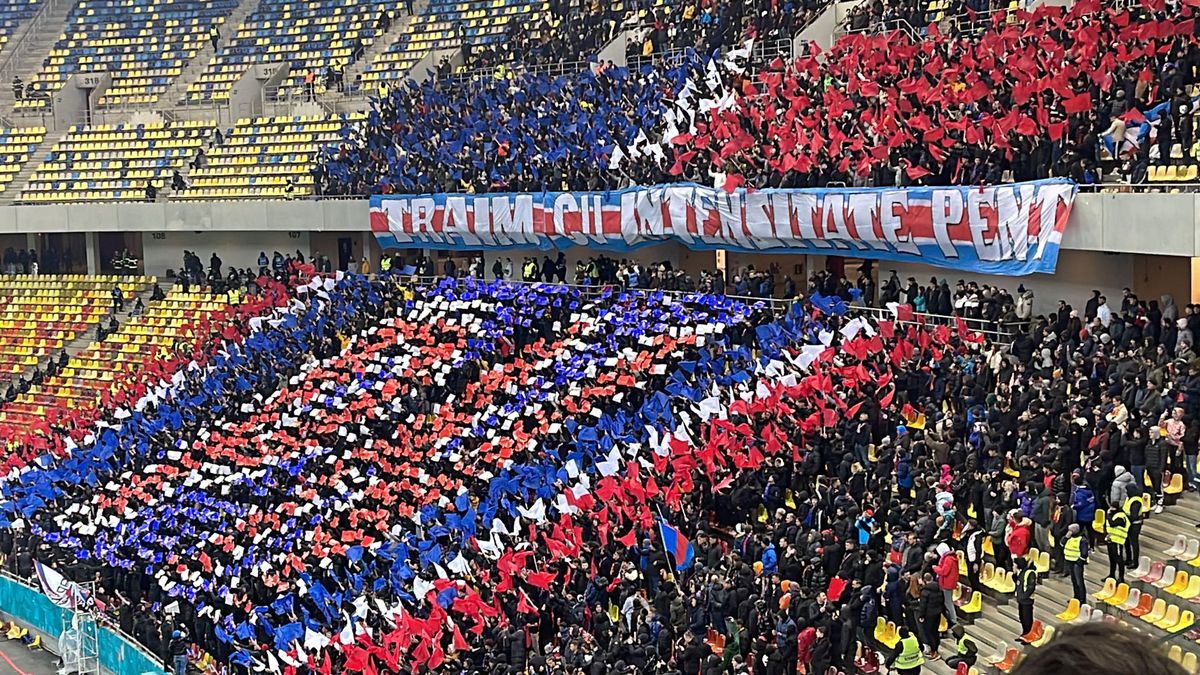 Duelul scenografiilor pe Arena Națională » Ce au afișat galeriile Dinamo și FCSB la Derby de România