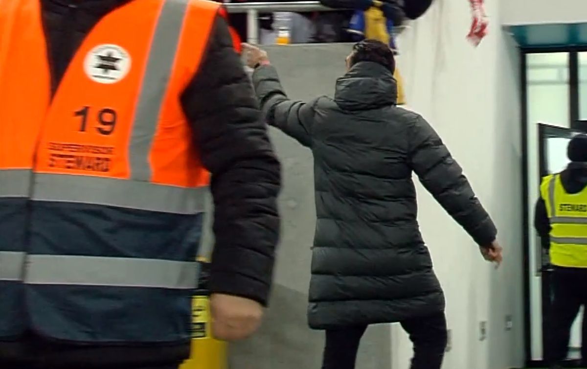 Suspendarea care îl paște pe Elias Charalambous după gestul obscen din Dinamo - FCSB