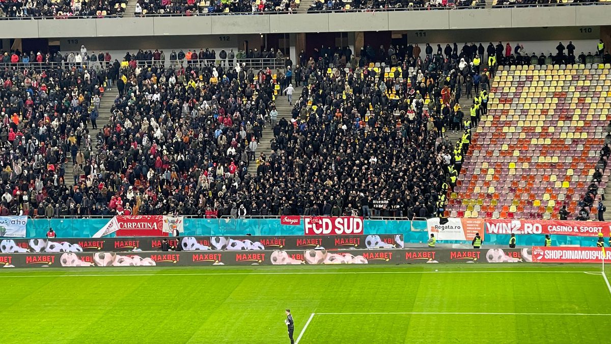 Dinamo - FCSB 1-0, coregrafiile celor două galerii - 26 noiembrie 2023