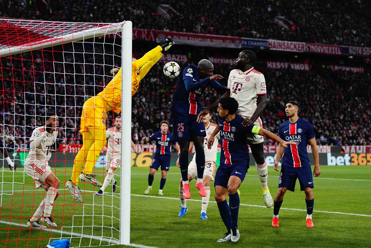 Champions League: primele 4 echipe calificate din grupă, după o seară cu 40 de goluri