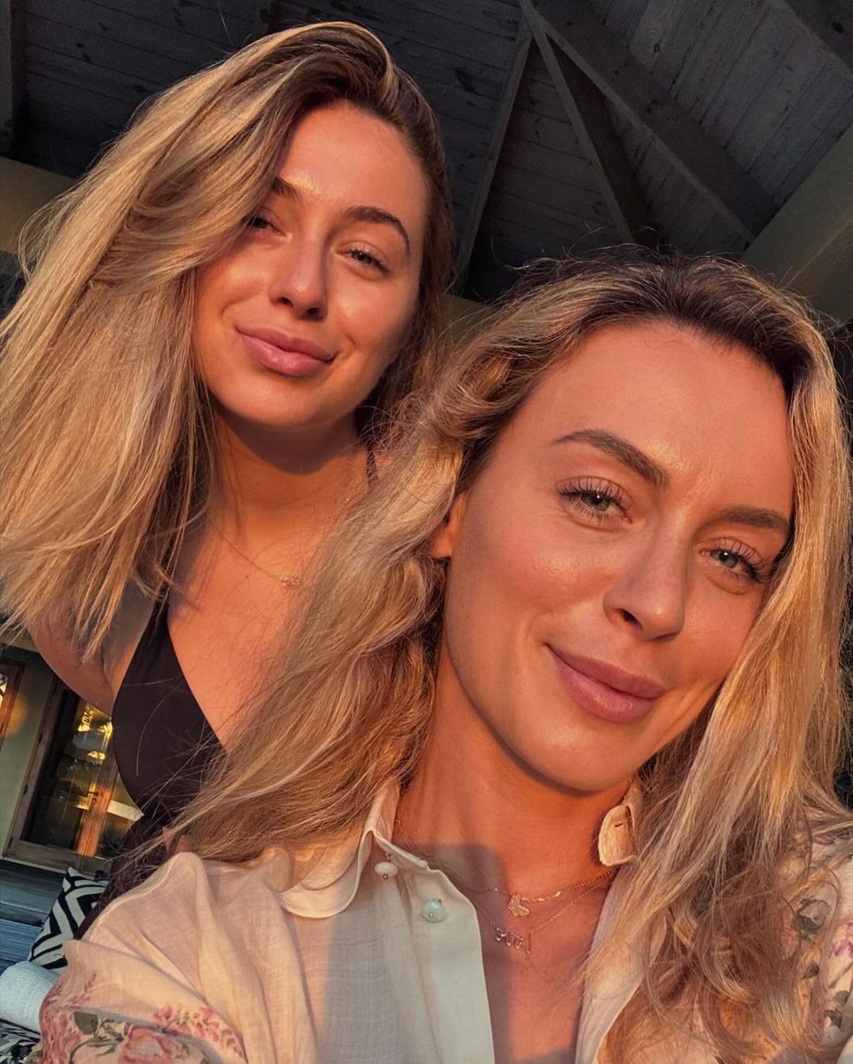 Ana Bogdan, aniversare cu soare, nisip și palmieri: „Sunt recunoscătoare”