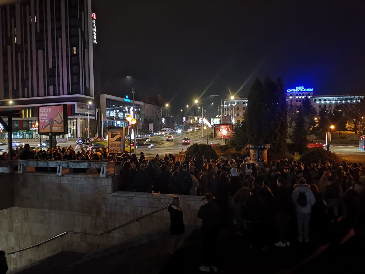 Proteste în București și în marile orașe din România împotriva lui Călin Georgescu