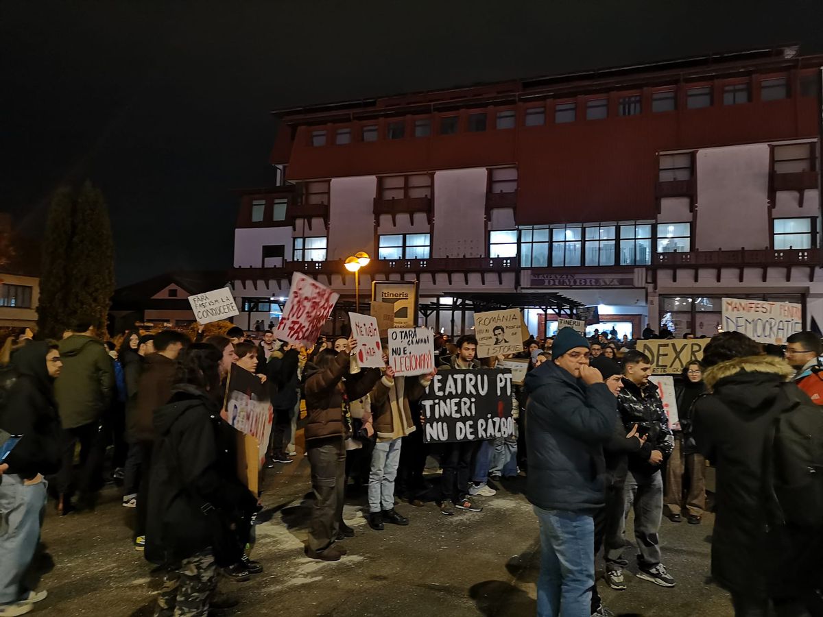 Proteste în București și în marile orașe din România împotriva lui Călin Georgescu