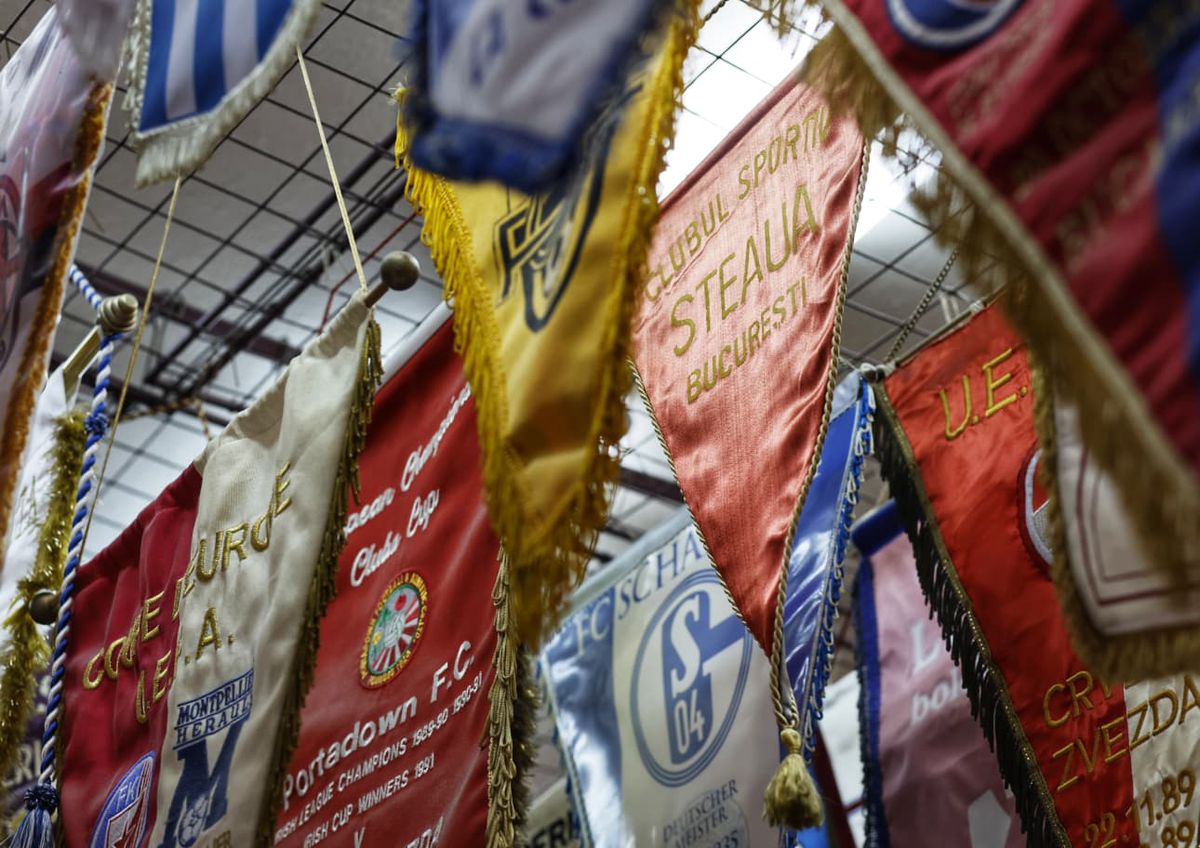 Imagini de la muzeul celor de la Steaua Roșie Belgrad