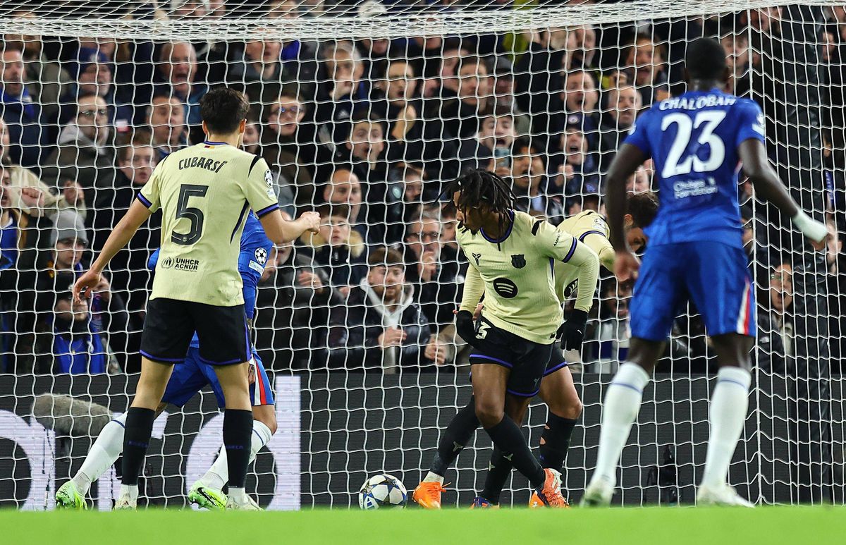 O ironie și o poză cu jucătorul în fustă » MM Stoica, despre gafa serii în Liga Campionilor: „Ai greșit poarta, băiatul meu”