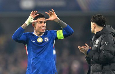 Românul cu 54 de meciuri în Premier League vede o problemă la Chelsea: „Din cauza asta nu va lupta la titlu”